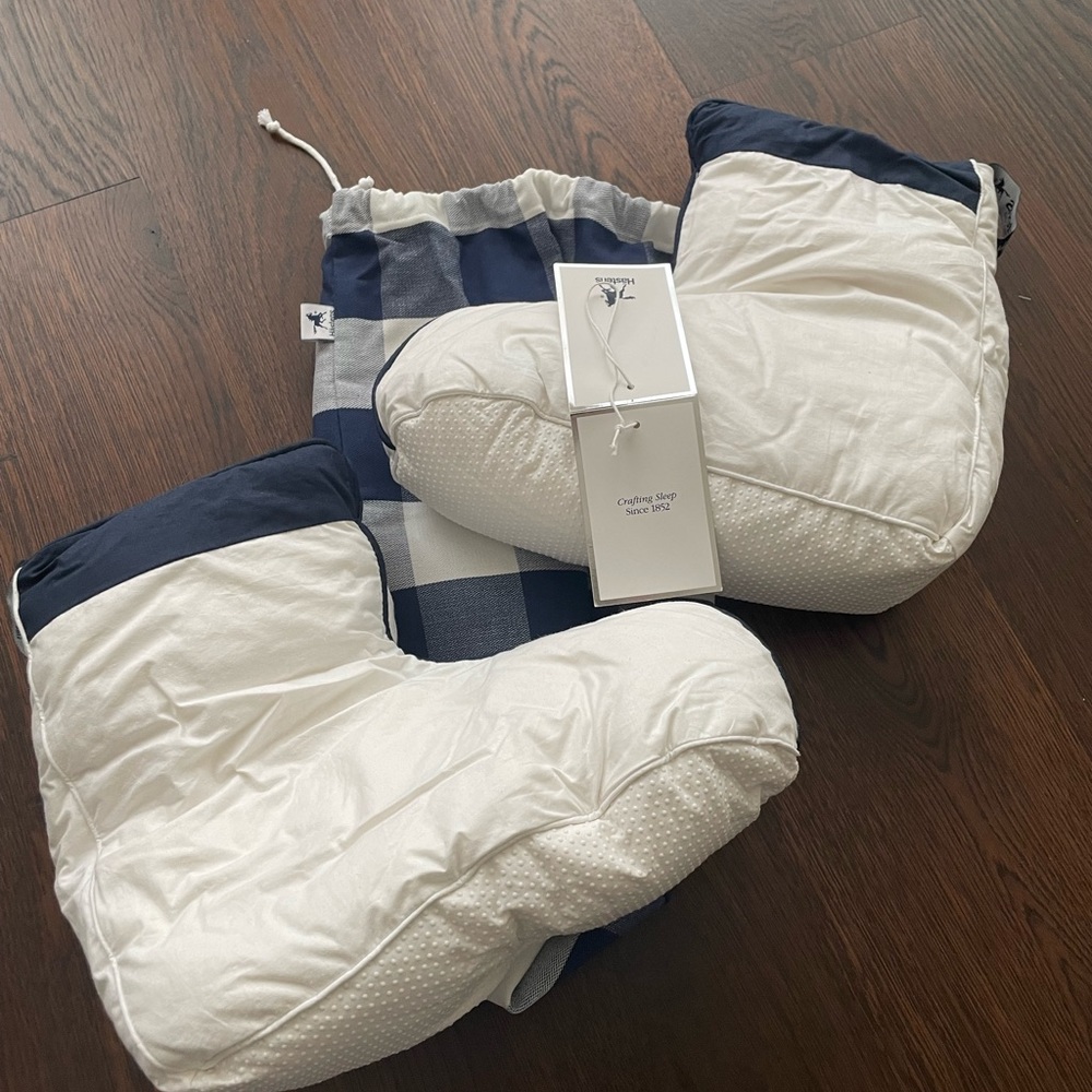 Hastens Down Booties Slippers